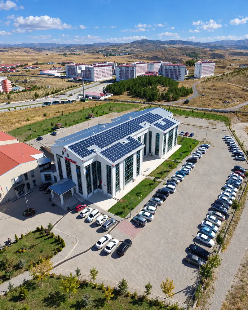 Sivas Teknokent Çatı GES – Çatı Tipi GES saha görünümü